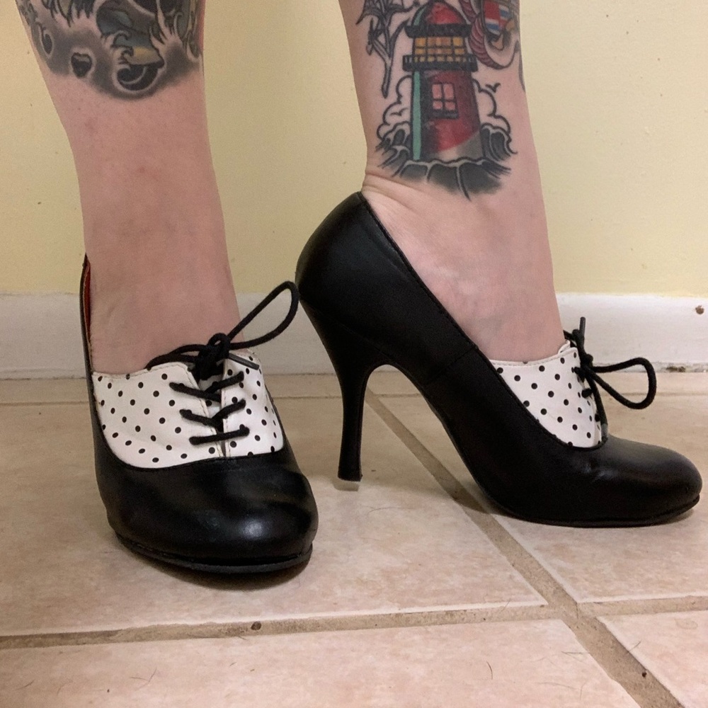 TUK Vintage Polka Dot Heels | Size 8